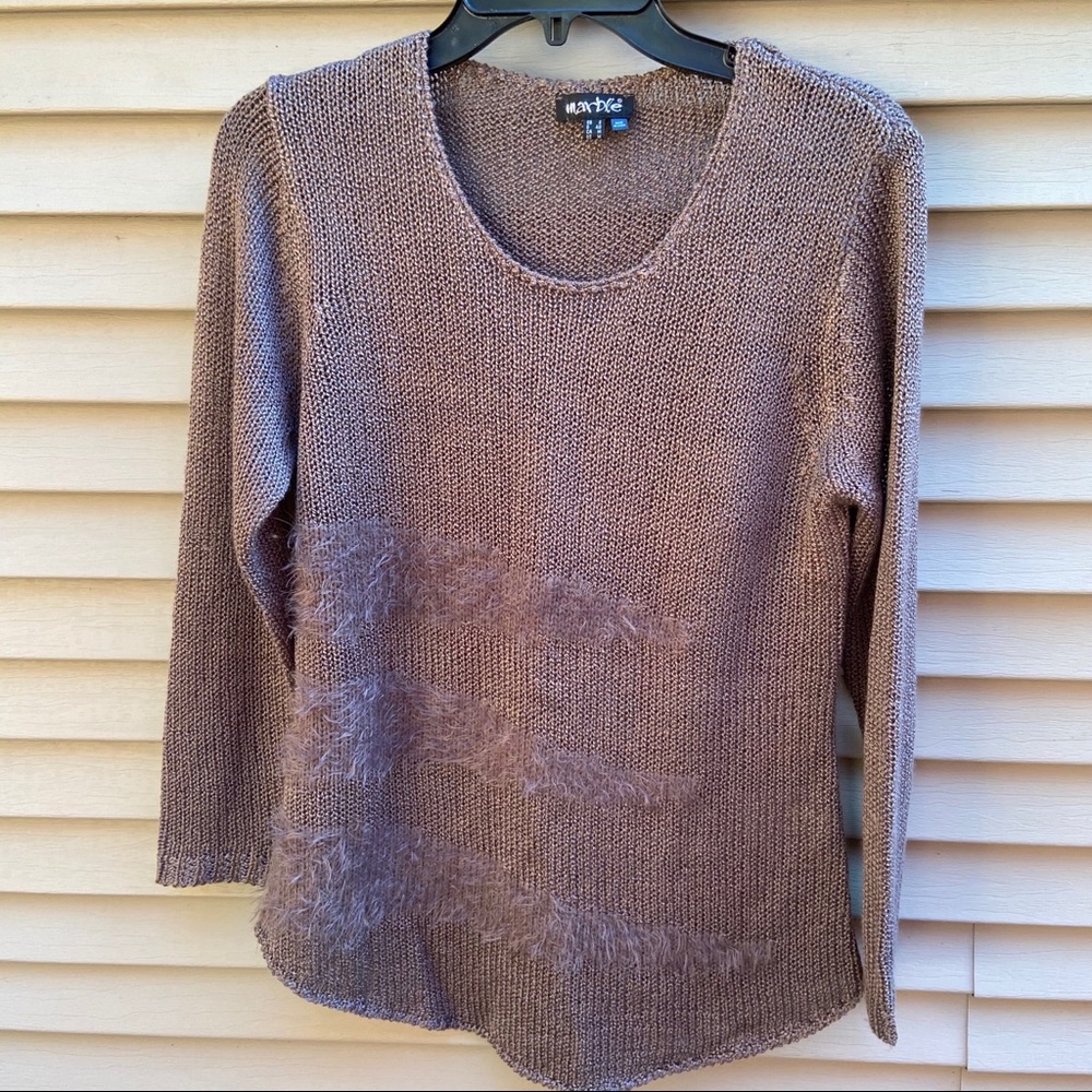 EUC Marble brown crew neck knit fuzzy sweater